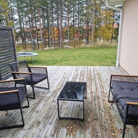 Villa Beautiful Terraced House With Private Parking Sandviken Exterior foto